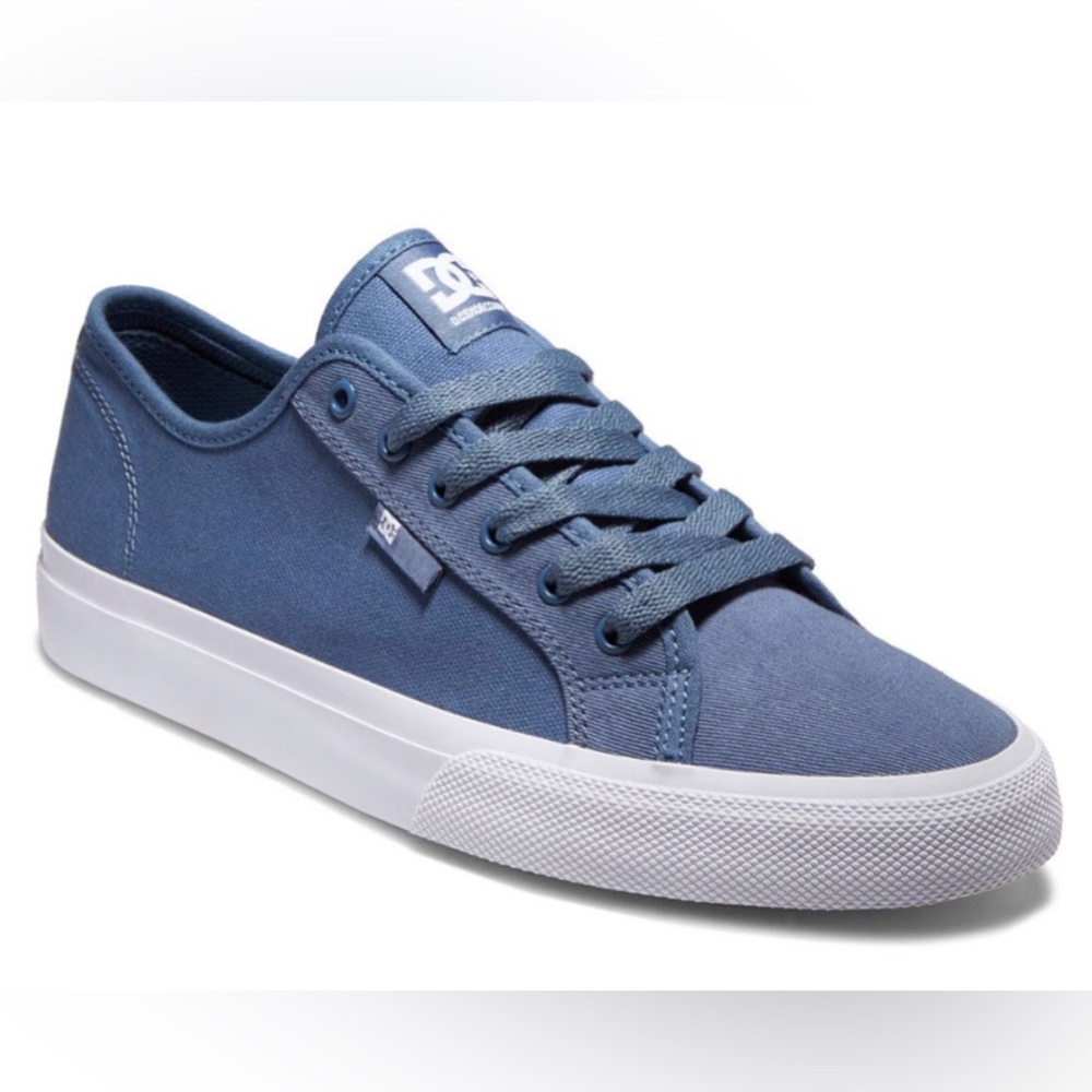 Men’s DC Shoes Manual TXSE. Color: Blue. Size 10.